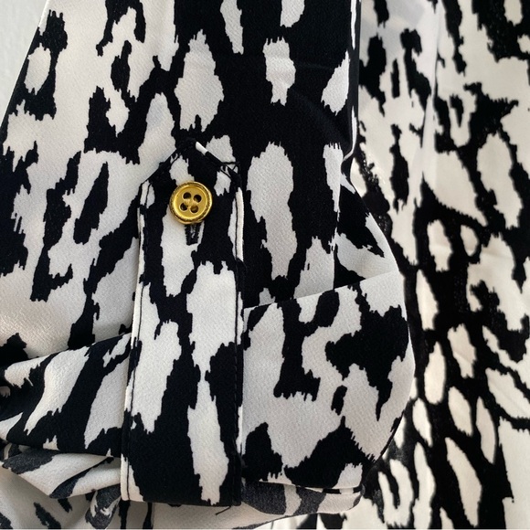 The LIMITED (the original!) NWT Ashton printed button-up shirtdress - size L ๐ - Picture 6 of 6